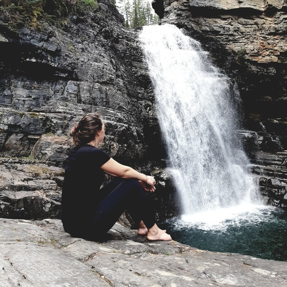 Meet your Posher, Rachel - Picture 1 of 1